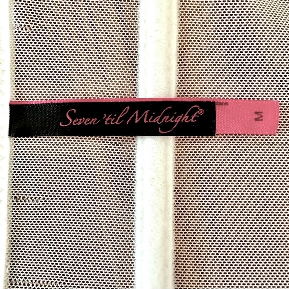 Seven ’til Midnight Lace Bustier & Thong Set White Size Medium - Picture 12 of 16